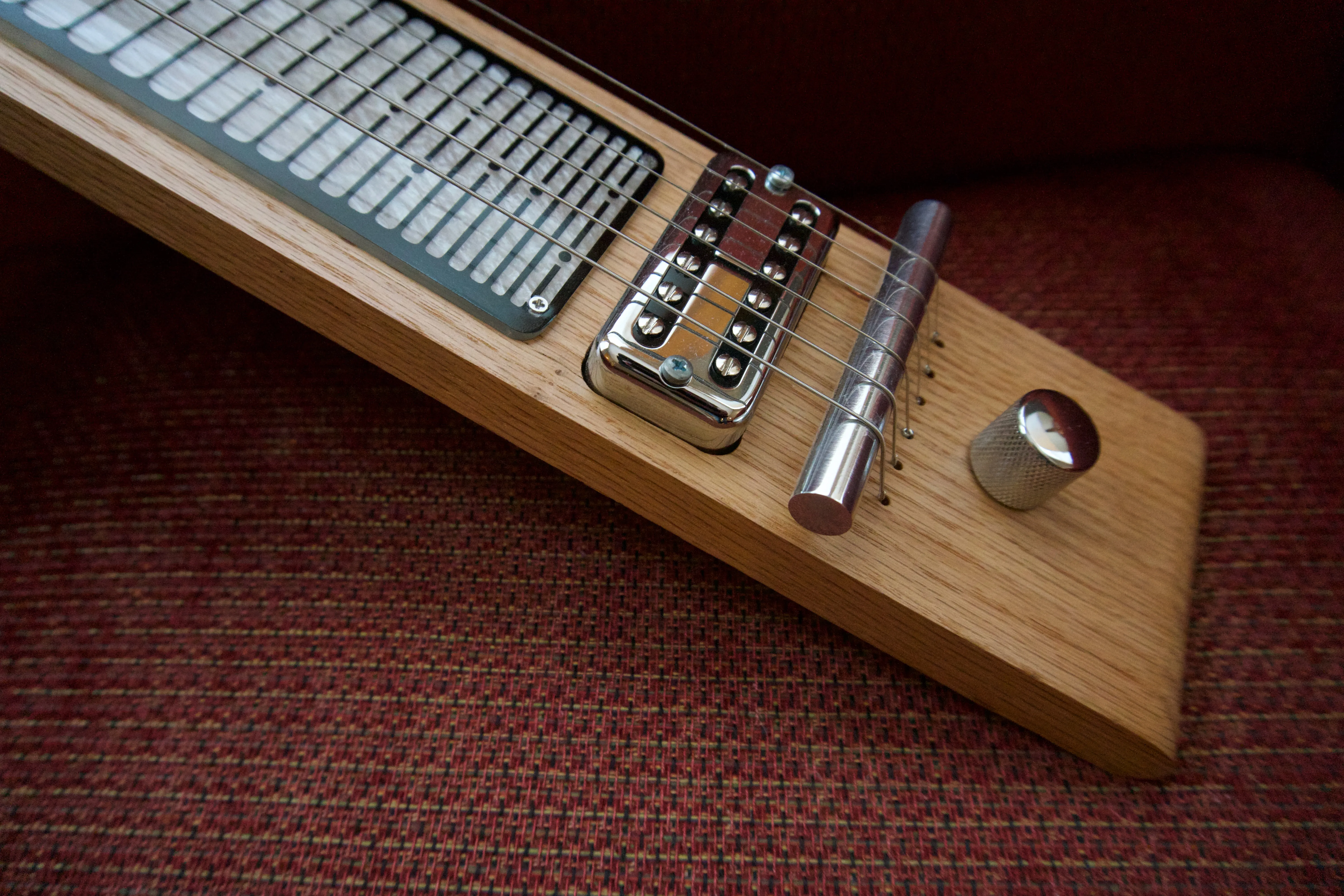 Lap steel, angle