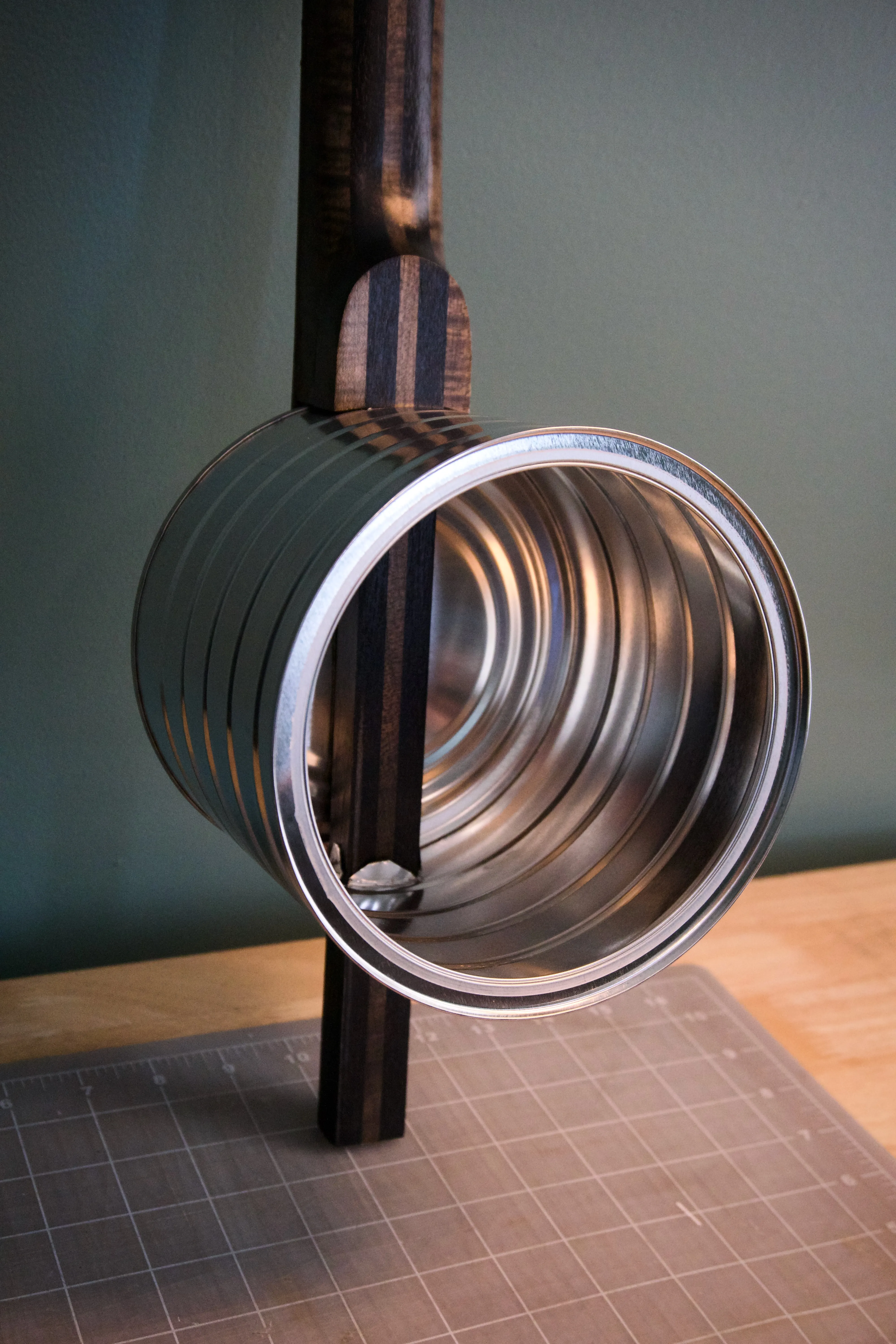 Coffee can banjo, back