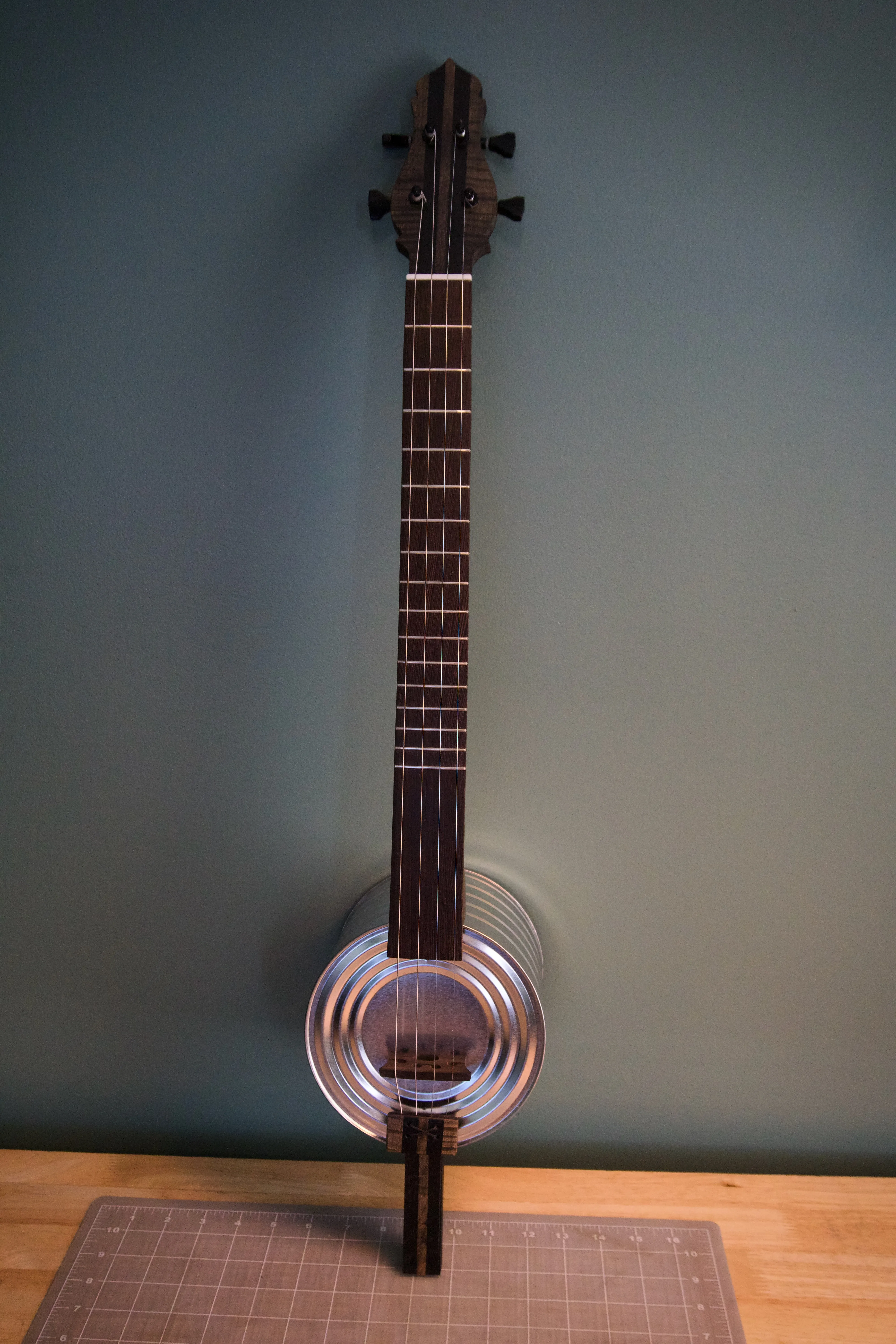 Coffee can banjo, front
