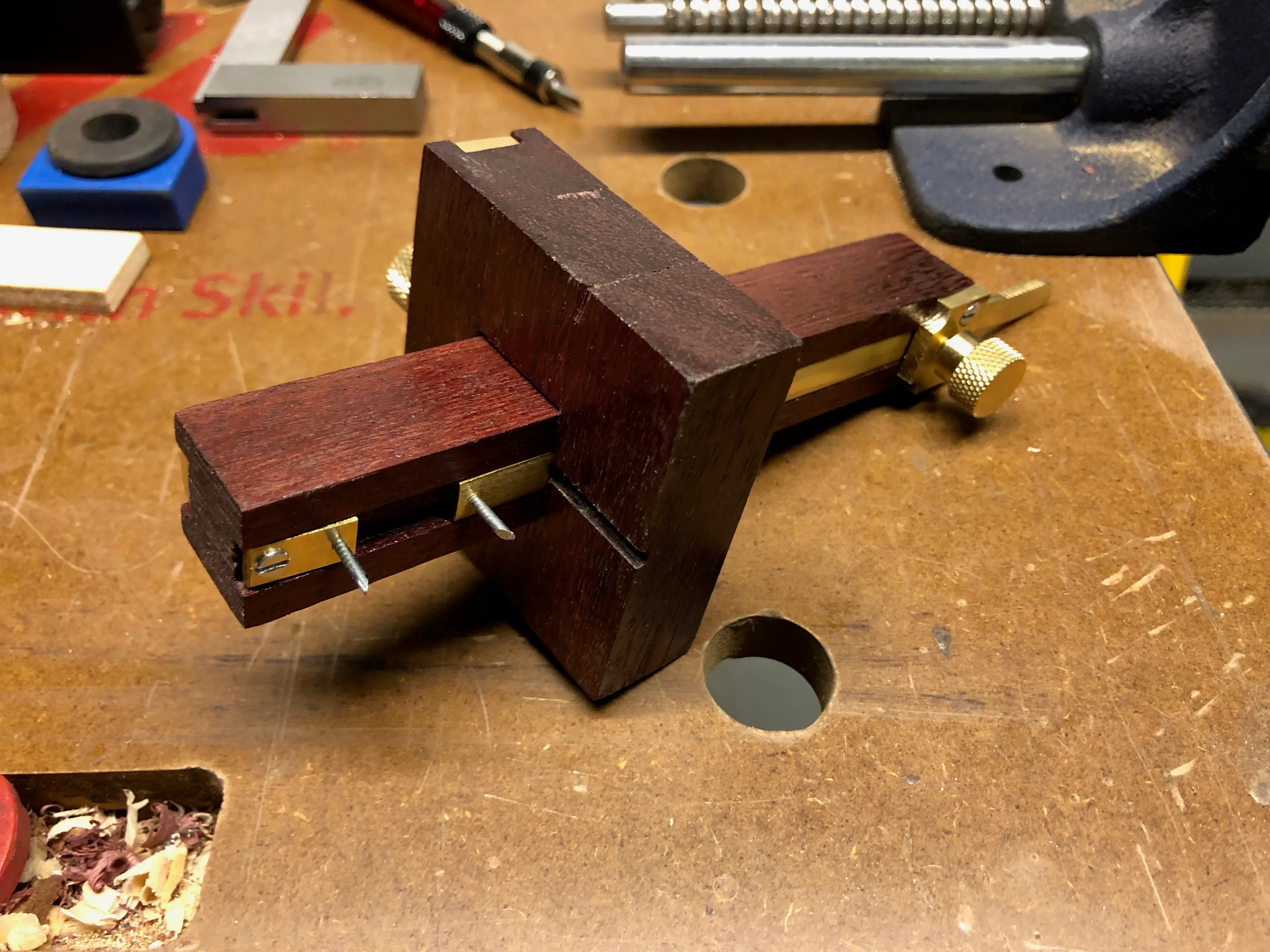 Mortise gauge pin-side